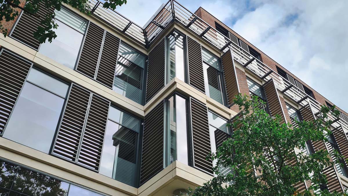 Driving Progress: Precision and Expertise in Facade Installations